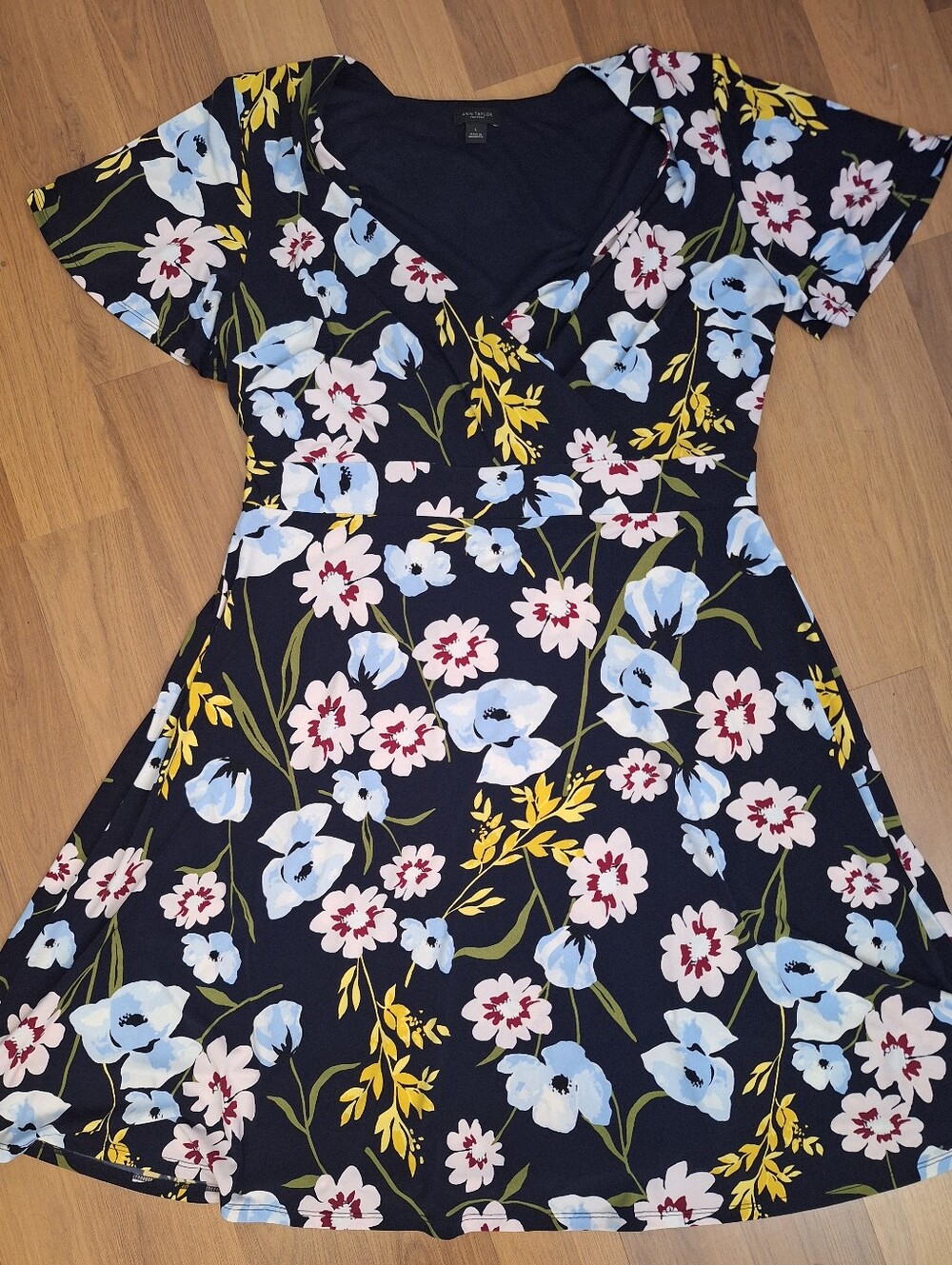 Ann Taylor Dress. Size L